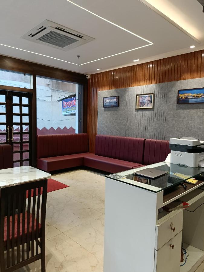 Hotel Vrinda Inn Udaipur Exteriör bild