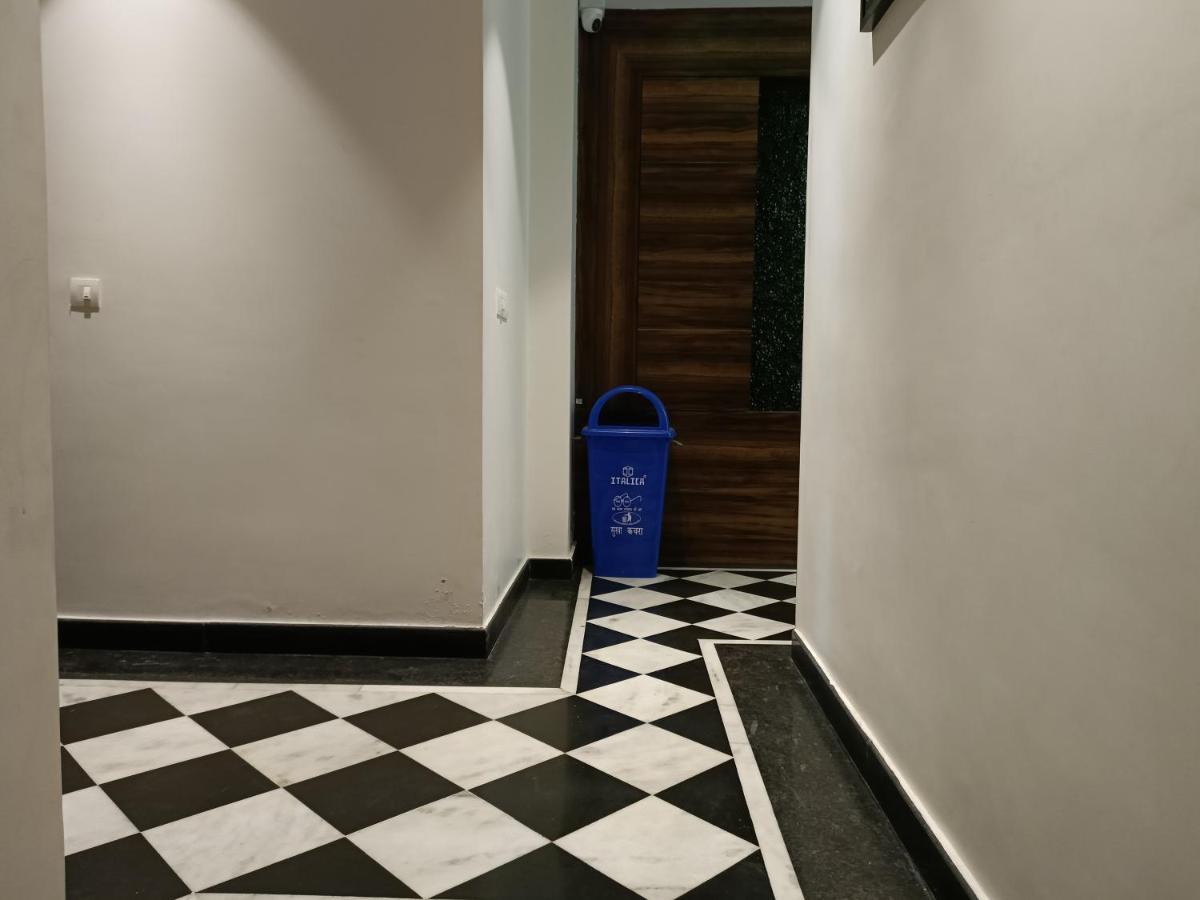Hotel Vrinda Inn Udaipur Exteriör bild