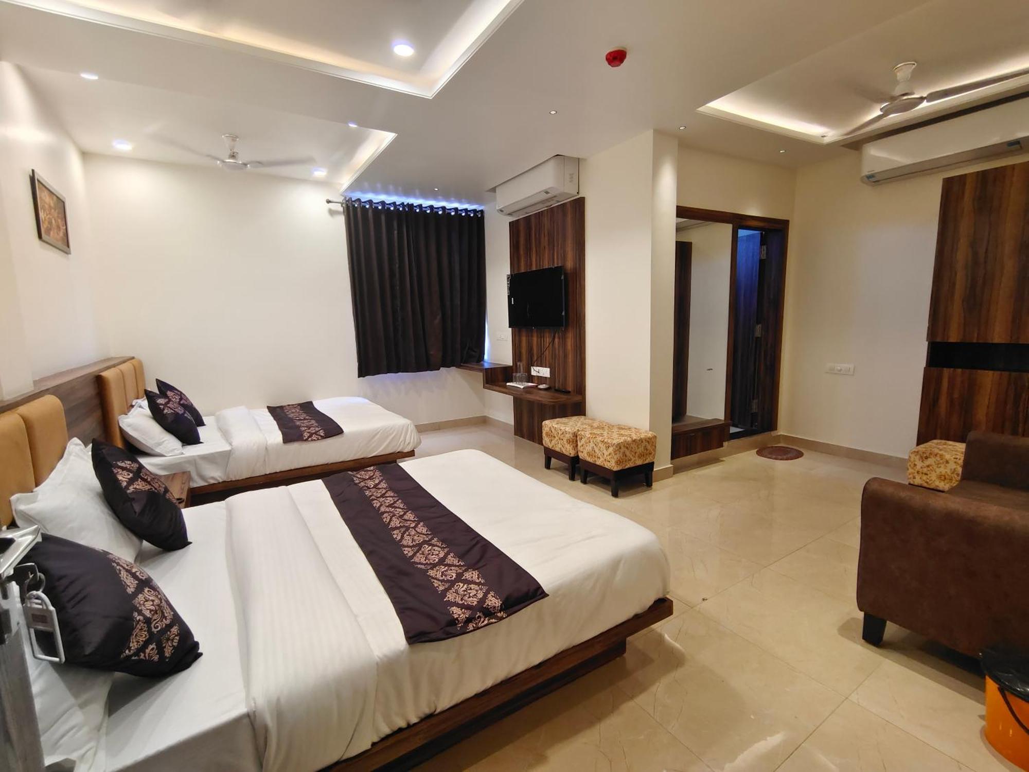 Hotel Vrinda Inn Udaipur Exteriör bild